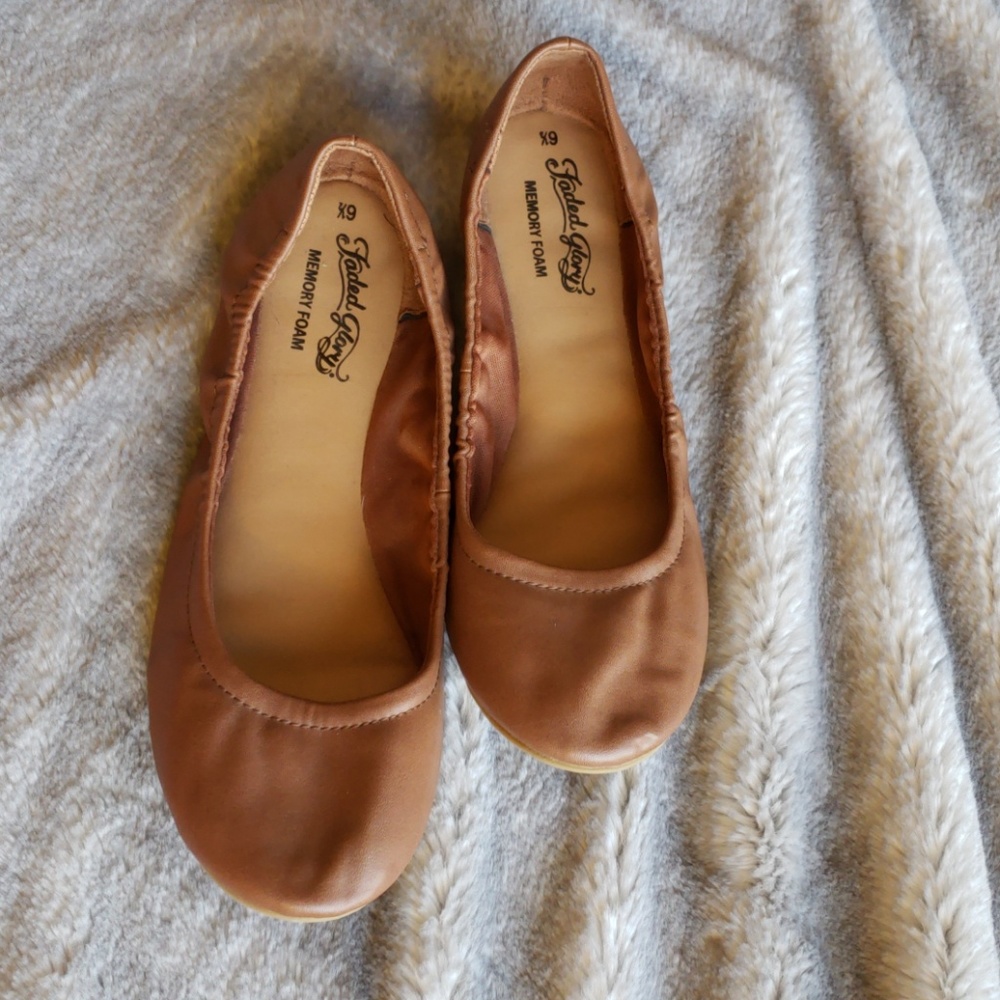 Memory foam flats